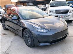 تسلا موديل 3